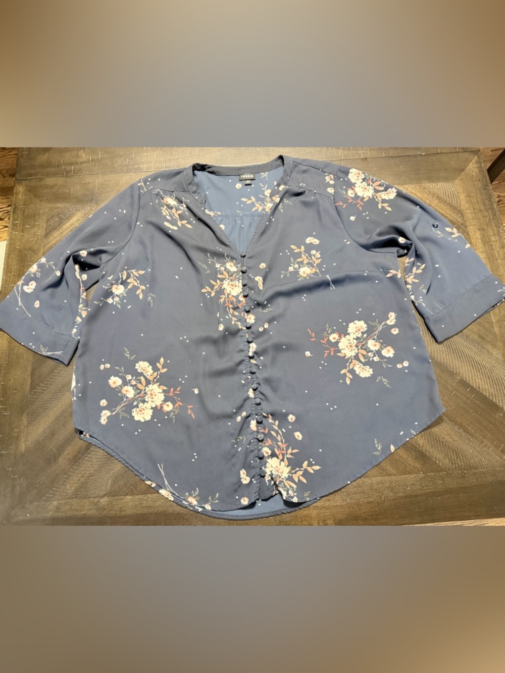 TORRID Floral Blouse Size 2 (2X) Navy Button Front Sheer Lightweight Top